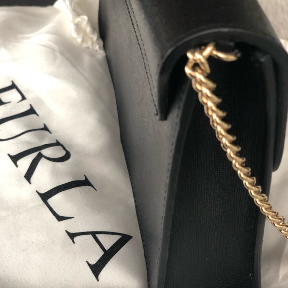 Furla Julia Pochette Leather Shoulder Bag - Picture 5 of 6